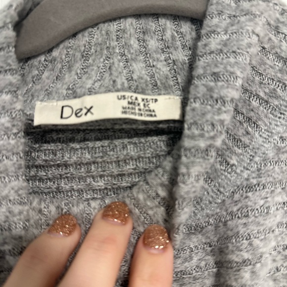 Dex Gray Ribbed Sweater - Picture 2 of 2